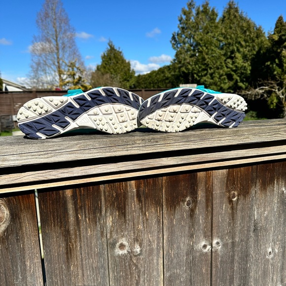 NWOT- Adidas Teal & Navy Golf Athletic Shoes - Picture 2 of 2